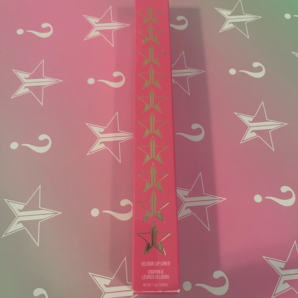 BNIB Jeffree Star Lip Liner in Dominatrix